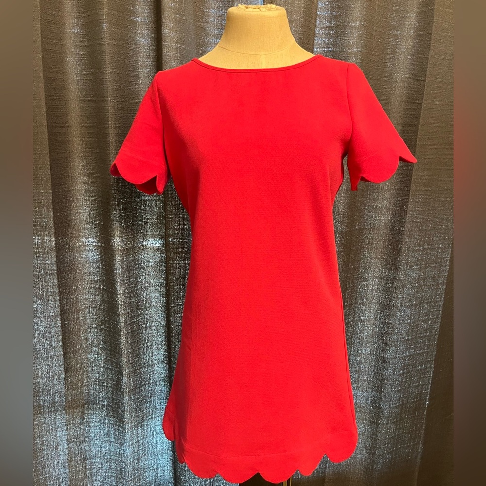 Pink scallop dress